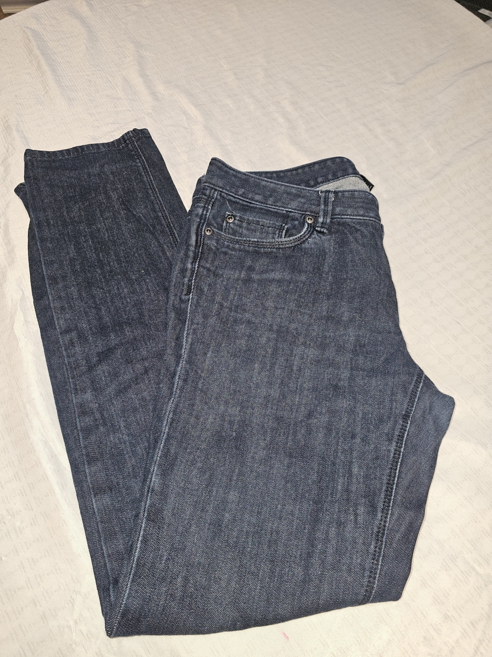 Ann Taylor Women's Skinny Jeans in Dark Blue Wash 6